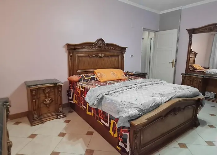 Comfy 2 Bedrooms Apartment In Cairo 98-5