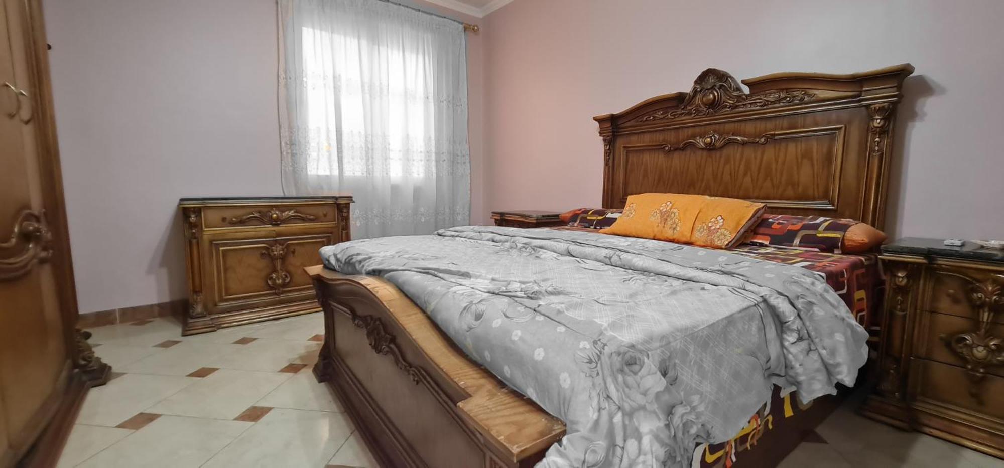 Apartment Comfy 2 Bedrooms In 98-5 Kairo