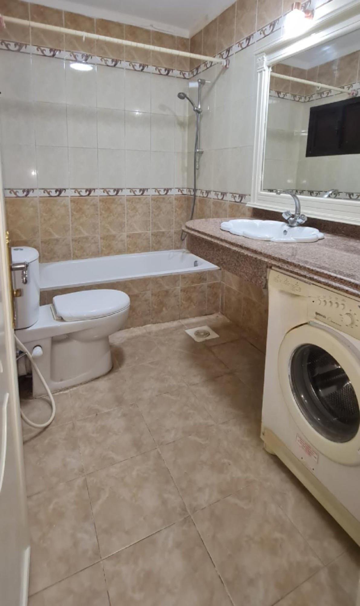 Comfy 2 Bedrooms In 98-5